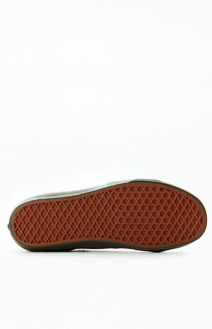 Sk8-Hi Mono Suede Shoe image number 4