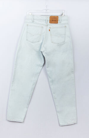 '70s Levi's High Waisted Jeans image number 2
