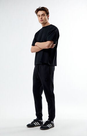 Black Coze 3 Stripes Sweatpants image number 1