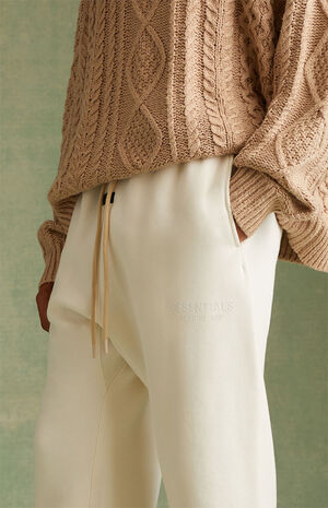 Cloud Dancer Sweatpants image number 3