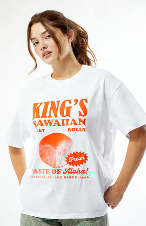 Kings Hawaiian Sweet Rolls Oversized T-Shirt image number 3