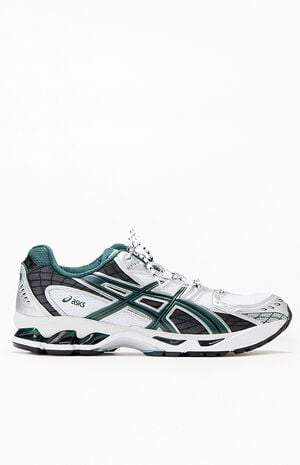 White & Green Gel Nimbus 10.1 Shoes