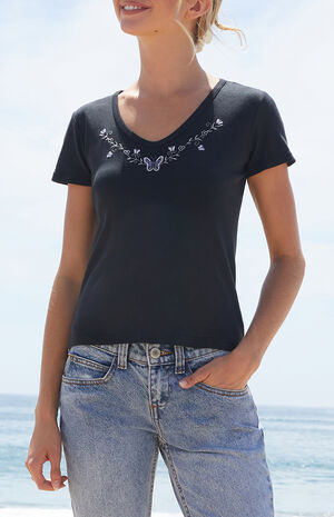Butterfly Embroidered Short Sleeve Top image number 4