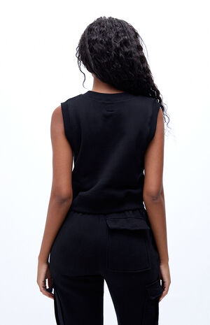 Rachel Vest image number 3