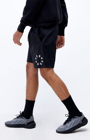 Bold Shorts image number 3