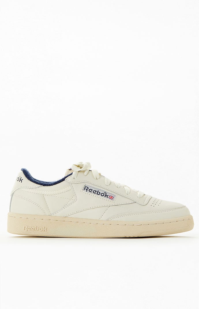 Reebok Club C 85 Vintage in White Size 9