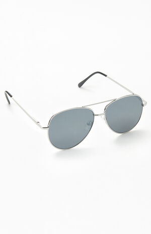 Metal Aviator Sunglasses image number 1