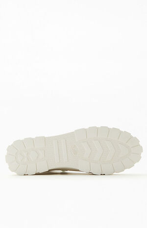 Women's White Pallatower High Top Sneakers image number 4