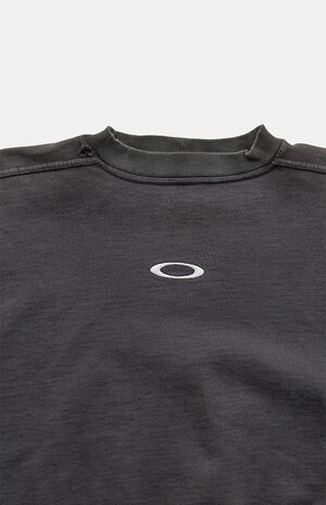 2000s Oakley  Crew Neck Sweatshirt image number 2