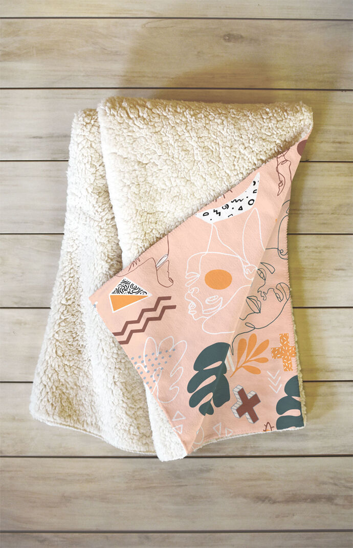 Memphis Mood Artistic Fleece Blanket
