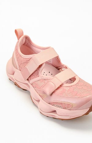 Women's SpeedARC Trek Mary Jane Sneakers image number 6