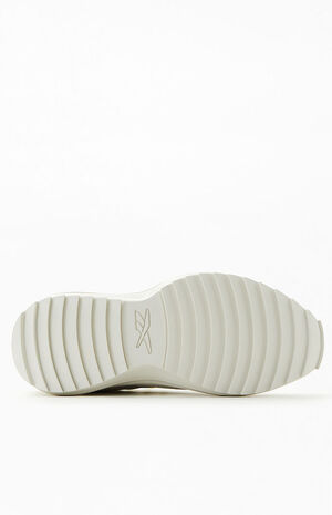 Women's Cream Classic SP Extra Sneakers image number 4