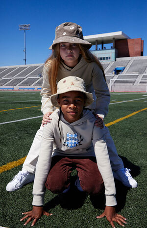 Yin & Yang Embroidered Bucket Hat image number 1