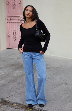 Black Scoop Neck Long Sleeve Top image number 4