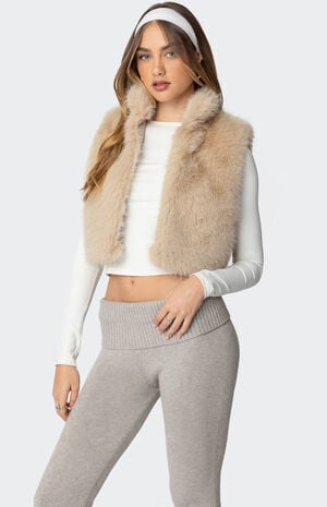 Cassandra Faux Fur Vest image number 3