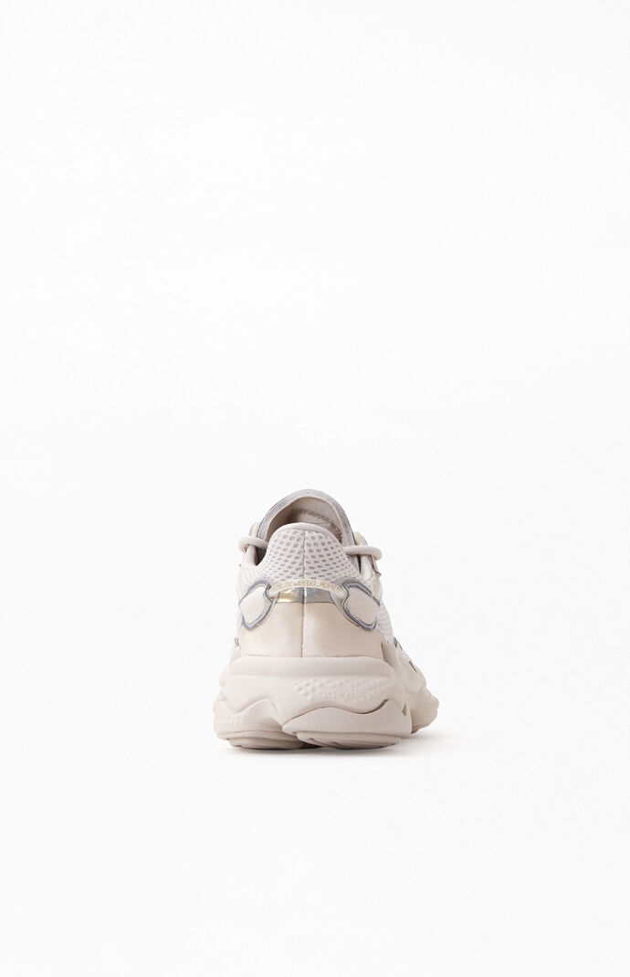 Adidas ozweego tan discount