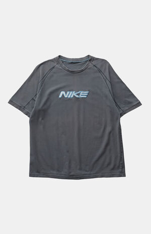'2000s Nike Embroidered Logo T-Shirt image number 1
