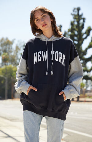 Brandy Melville Christy New York Hoodie, Women's Fashion, Coats