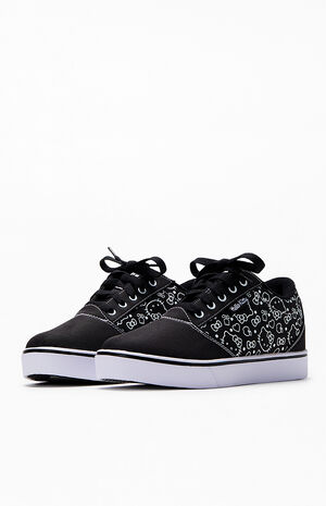 Women's Black Hello Kitty Pro 20 Sneakers image number 2