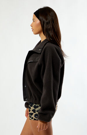 Active Shelter Sherpa Jacket image number 3