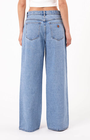 95 Gigi Mid Rise Super Baggy Jeans image number 2