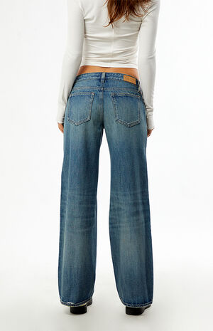 Zoe Low Rise Girlfriend Jeans Ripped Exposed Button Medium Blue image number 4