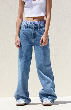Medium Indigo Boxer Boyfriend Jeans image number 3