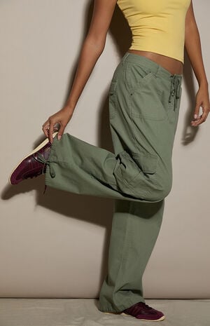 Army Green Low Rise Straight Leg Cargo Pants image number 5