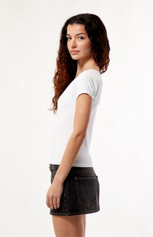 Lucy Deep V Short Sleeve Top image number 3