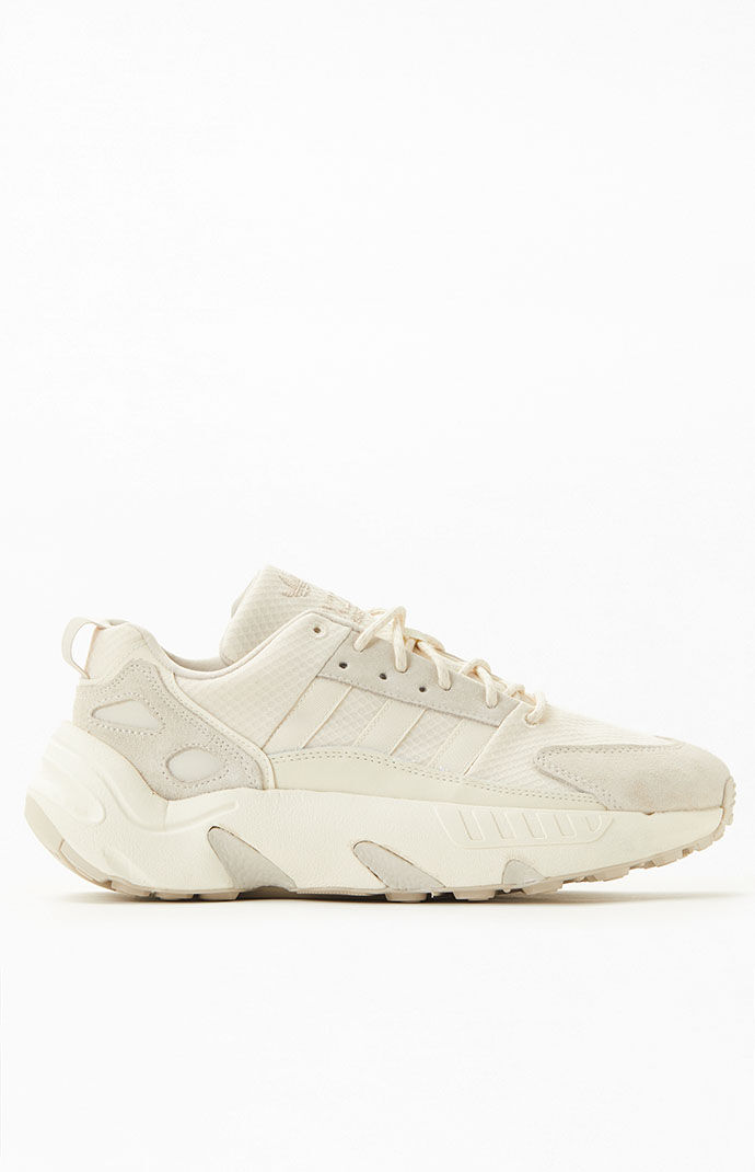 22番 Amazon.com | adidas Men's ZX 22 Boost Sneaker, Off White