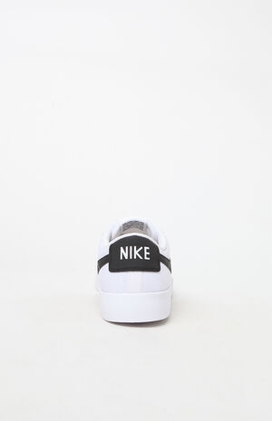White & Black Air Zoom Blazer Low Canvas Shoes image number 3