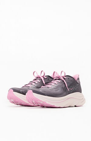Women's Clifton 10 Sneakers image number 2