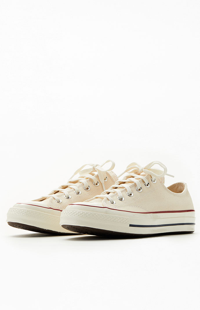 chuck 70 low top white