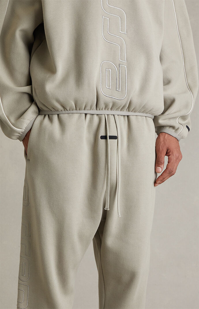 Fear of God ESSENTIALS Seal Active Trace Relaxed Sweatpants