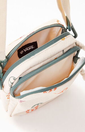 Eco In Our Hands Go Getter Crossbody Bag image number 4