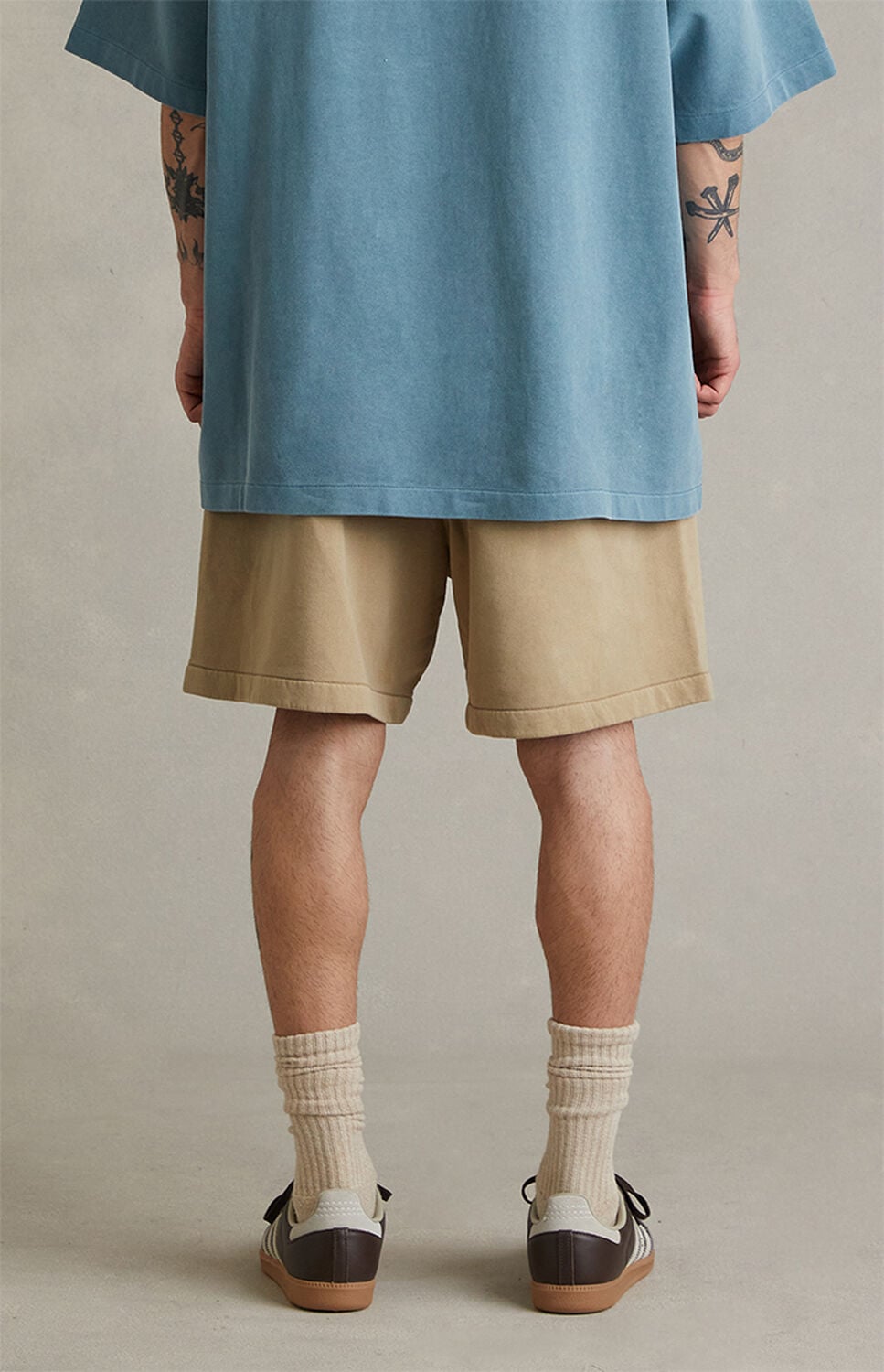 Fear of God ESSENTIALS Faded Dune Training Classic Fit Sweat Shorts thumbnail 6