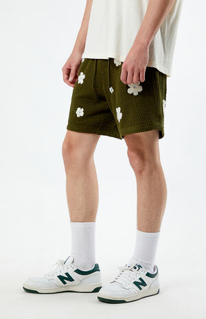 Green Flower Crochet Shorts image number 3