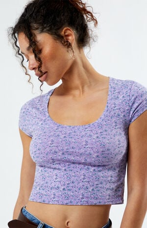 Courtyard Scoop T-Shirt image number 2