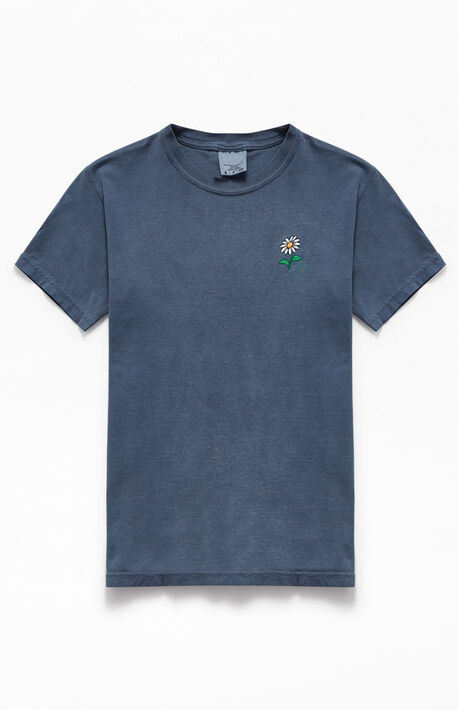 Daisy Embroidery T-Shirt