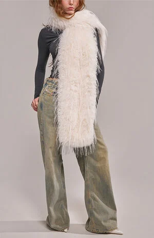 White Starlet Faux Fur Scarf image number 1