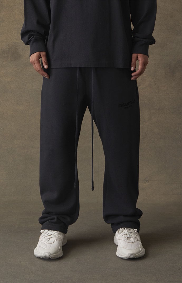 Relaxed sweatpants top