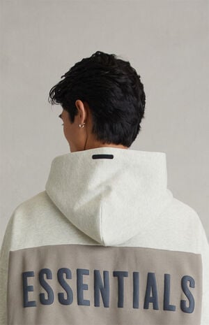 Vanilla Paneled Cropped Relaxed Hoodie image number 5