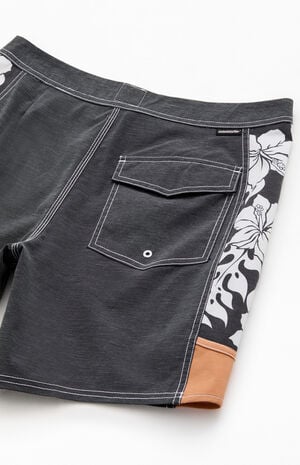 Original Arch 7" Boardshorts image number 4