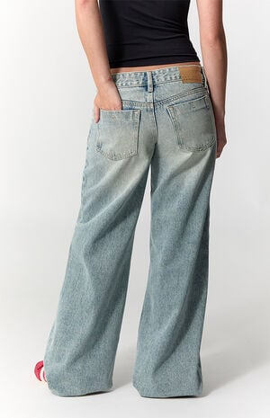 Kaia Ultimate Low Rise Baggy Jeans Light Blue Acid Wash image number 4
