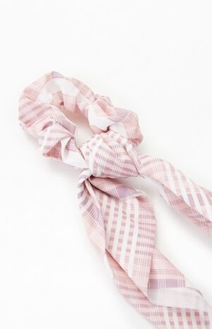 Pink Plaid Flowy Scrunchie image number 2