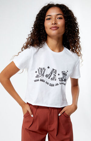Boots Cropped Tyler T-Shirt image number 2