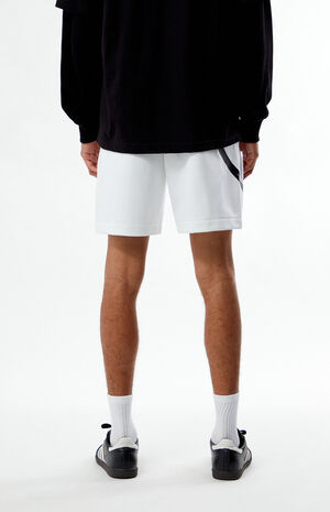 Active ZNE Shorts image number 4