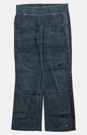 2000s Nike Track Pants image number 1