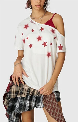 Star Graphic Off-The-Shoulder T-Shirt image number 1