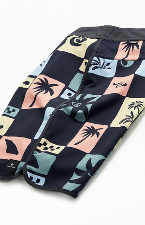 Mirage Owen 19" Boardshorts image number 4